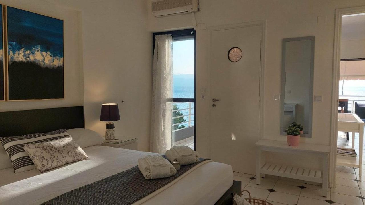 Loutraki Bayアパートメント エクステリア 写真